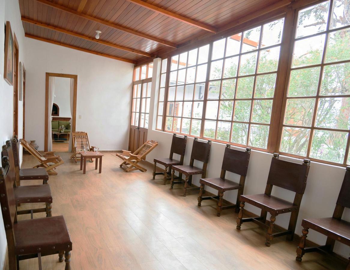 Hotel Manco Capac Jauja ภายนอก รูปภาพ
